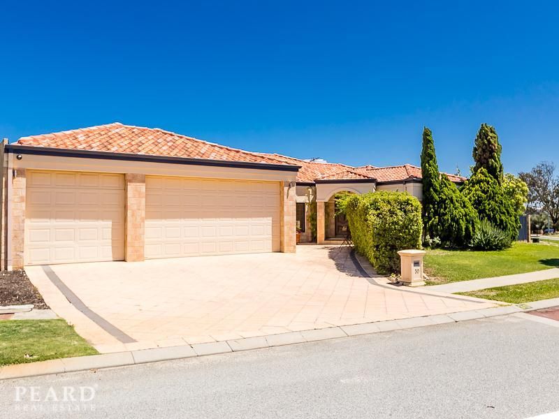 30 Graton Loop, Iluka WA 6028, Image 1