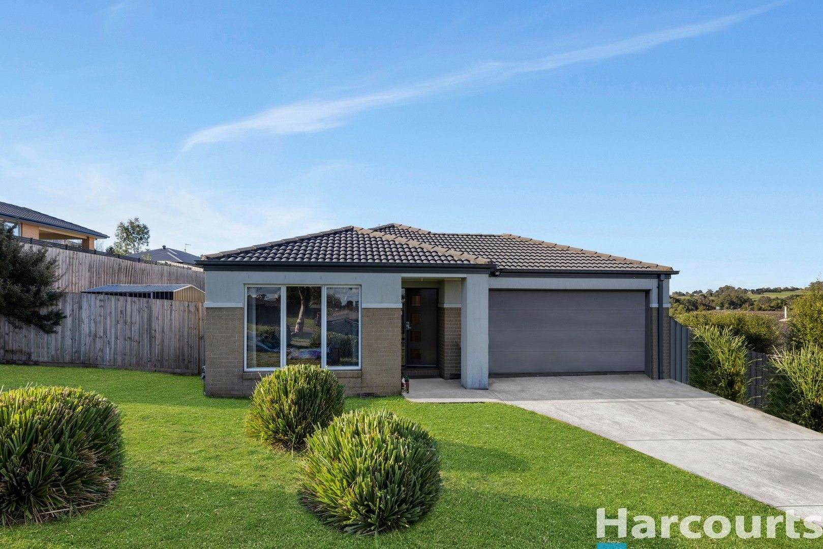 10 Sunline Street, Drouin VIC 3818, Image 0