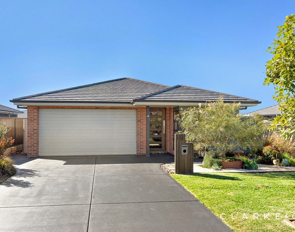 68 Ridgeview Drive, Cliftleigh NSW 2321