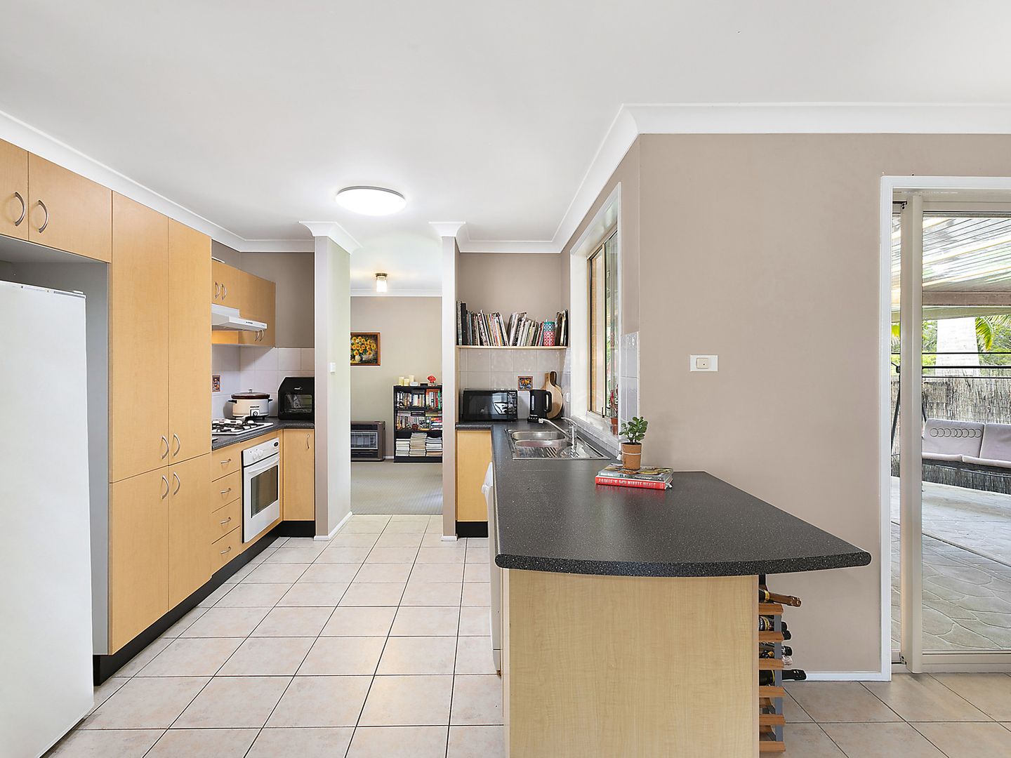 7 Augusta Close, Watanobbi NSW 2259, Image 1