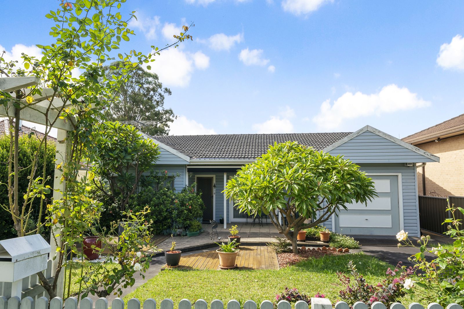 15 Blue Hills Crescent, Blacktown NSW 2148, Image 0