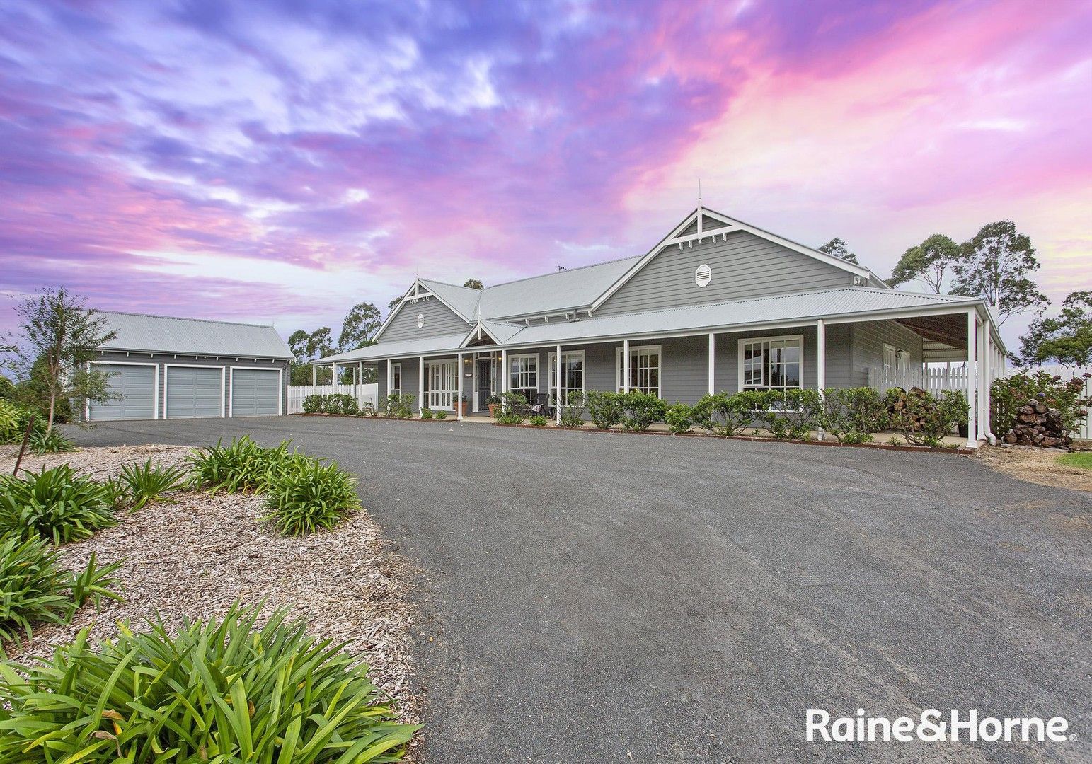 4 bedrooms House in 2 Ashworth Place BERRY NSW, 2535