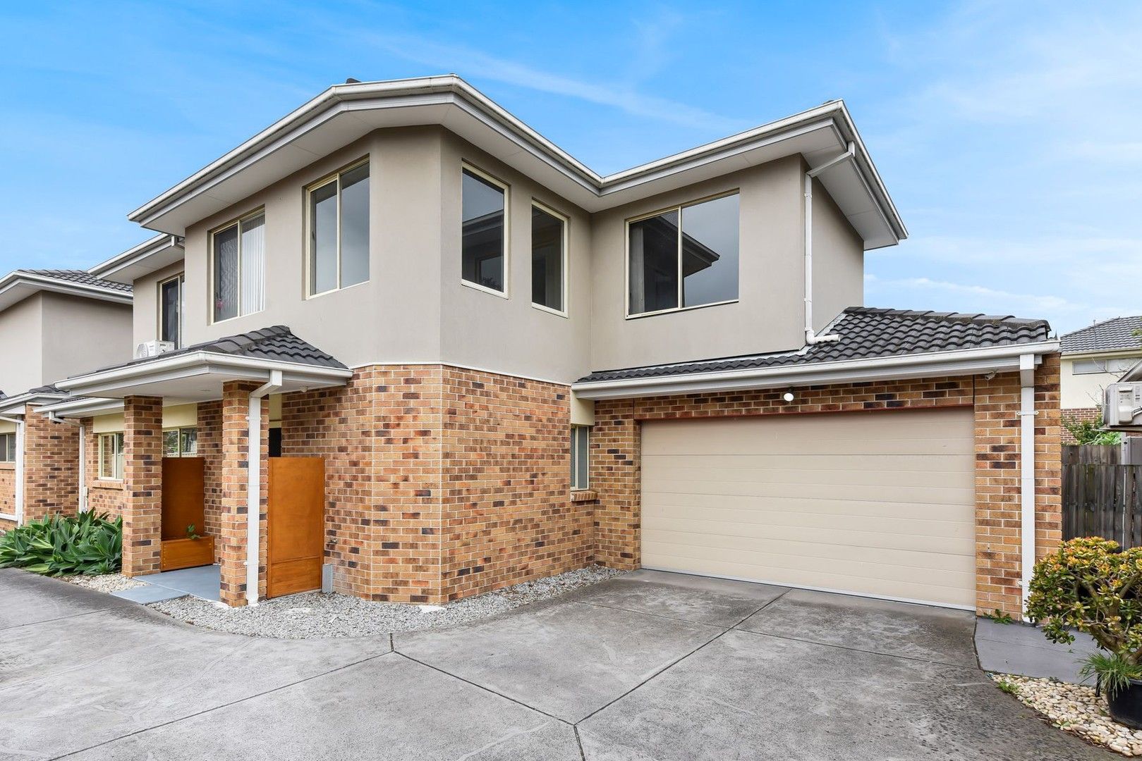 3 bedrooms Townhouse in 2/21 Jasper Street NOBLE PARK VIC, 3174
