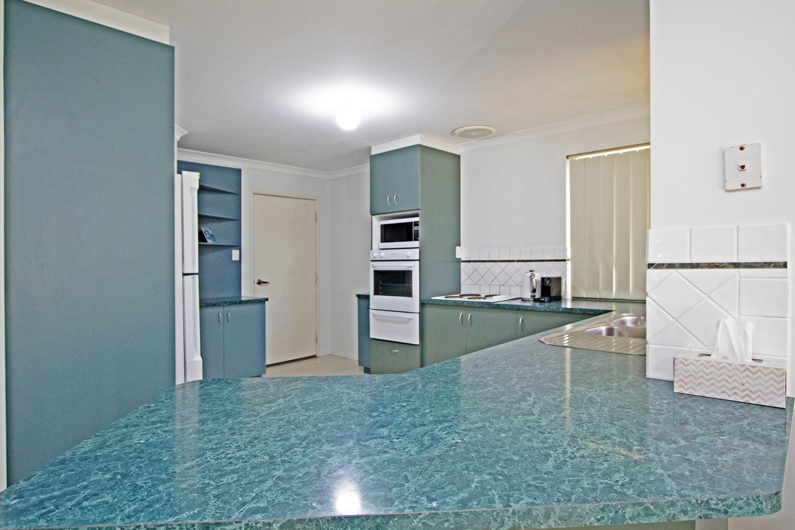 65 Lesueur Drive, Jurien Bay WA 6516, Image 2