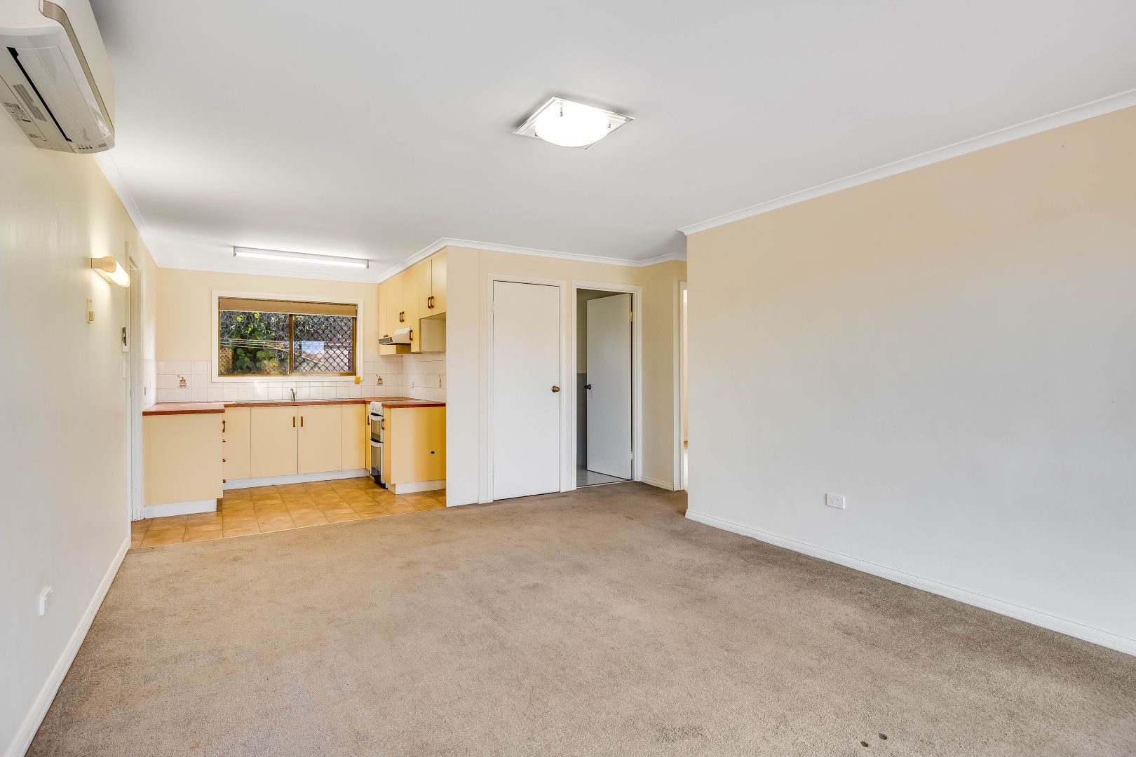 Unit 1/23 Marwedel Street, Kearneys Spring QLD 4350, Image 2