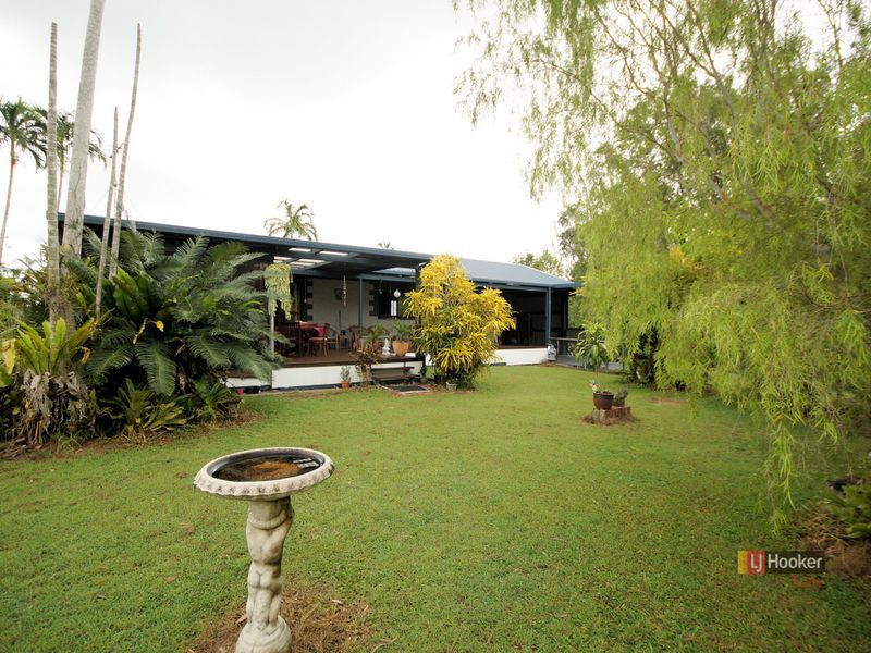 1222 Tully - Hull Road, Tully Heads QLD 4854