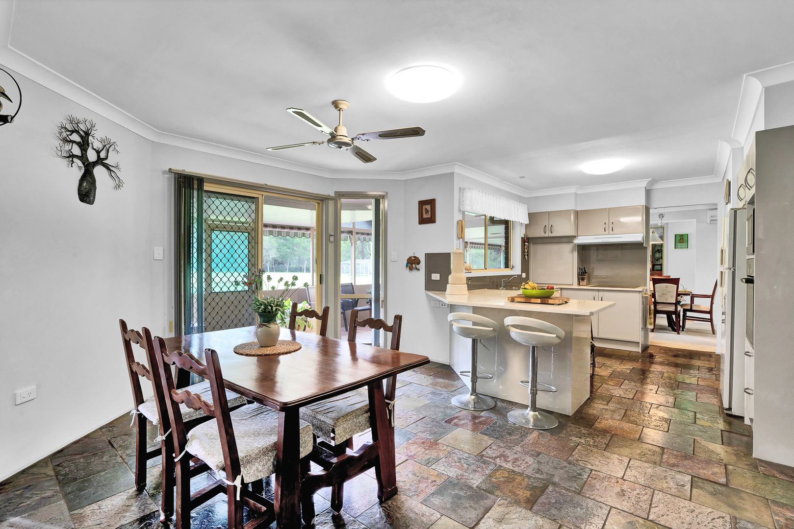 5 Brookfield Close, Jilliby NSW 2259 House for Sale 1,950,000