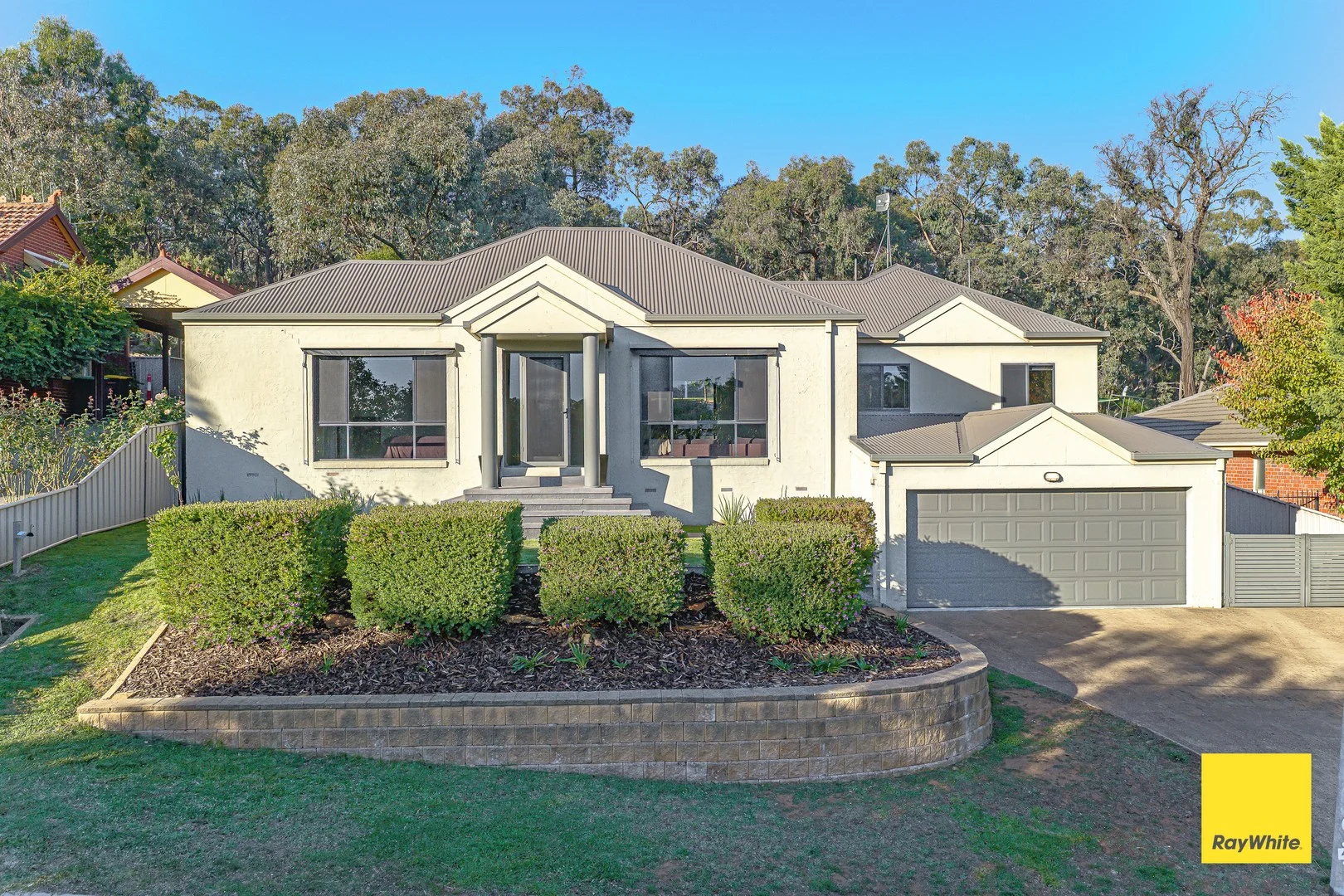 43 Broad Parade, Spring Gully VIC 3550