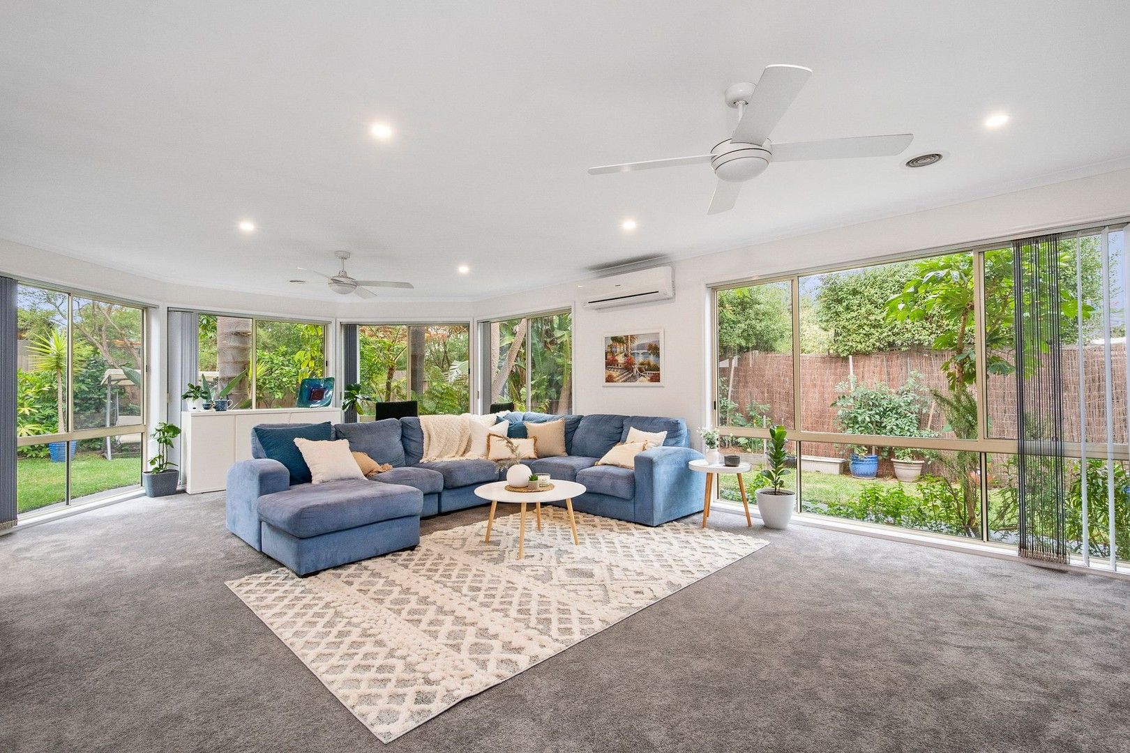 4 bedrooms House in 10 Trameland Court LANGWARRIN VIC, 3910