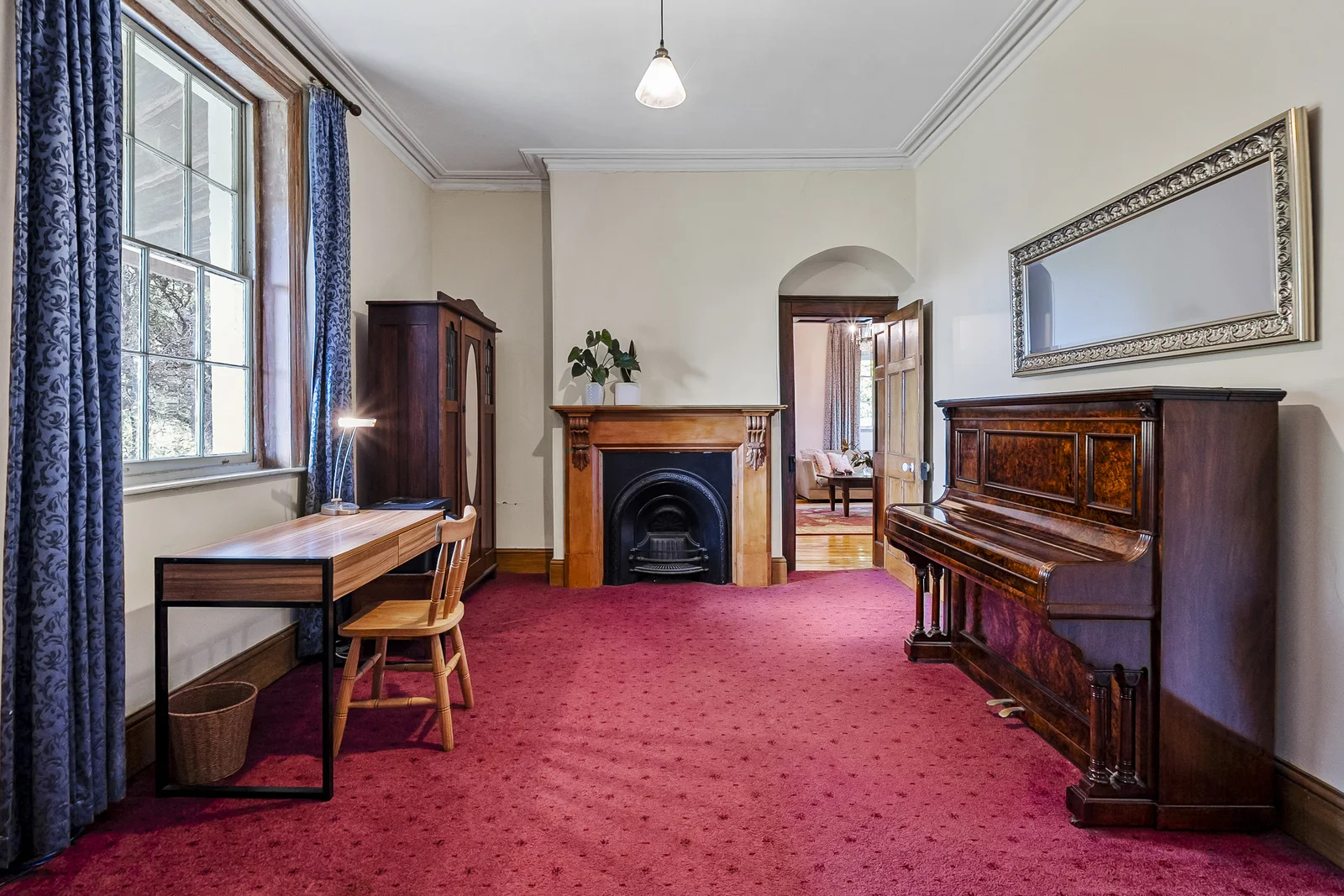 Image 7