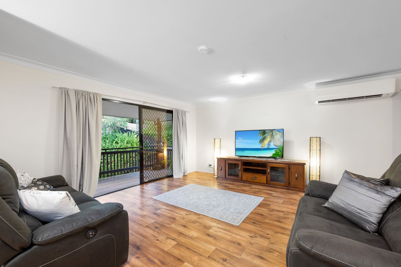 33 Frost Street, Mount Gravatt East QLD 4122, Image 2