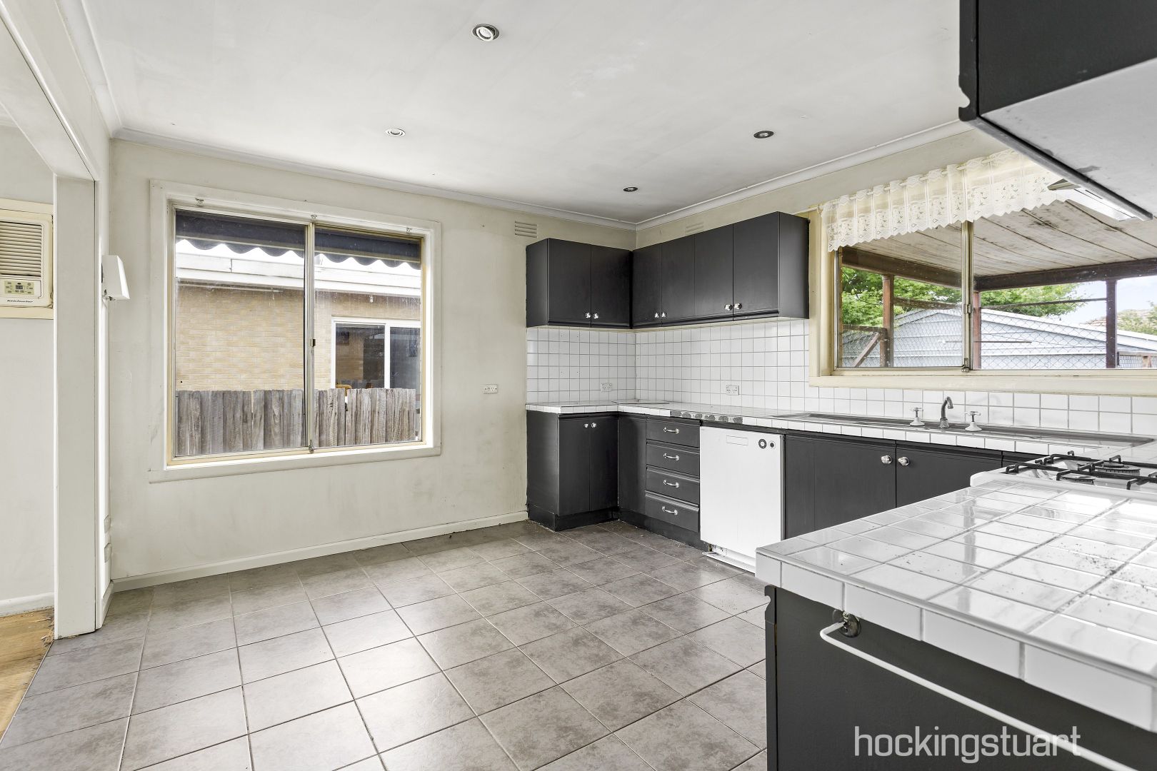 24 Dominic Parade, Melton VIC 3337, Image 2