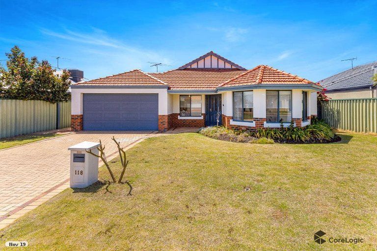 4 bedrooms House in 118 Bayside Boulevard PORT KENNEDY WA, 6172