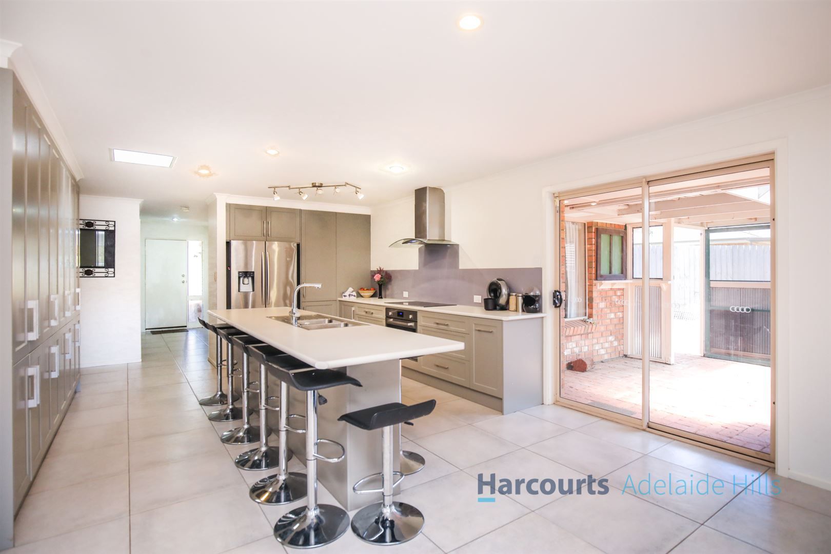 16 Hanny Crescent, Nairne SA 5252, Image 2