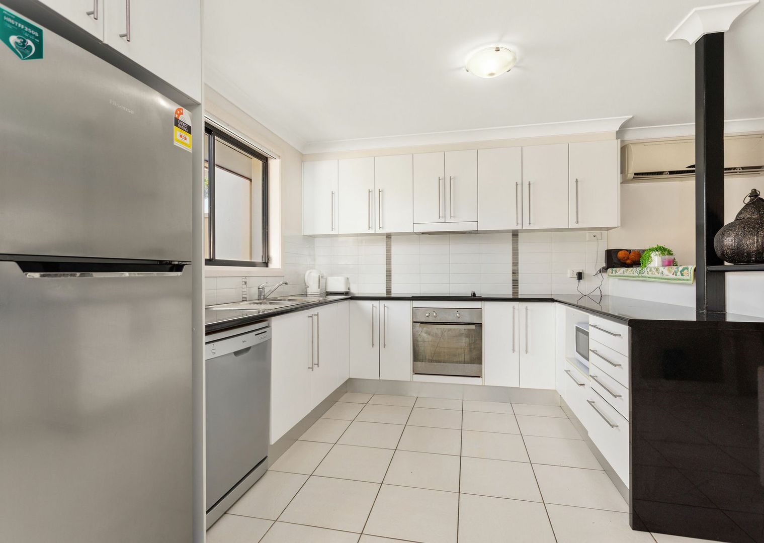 2/1 Connell Street, Old Bar NSW 2430, Image 1