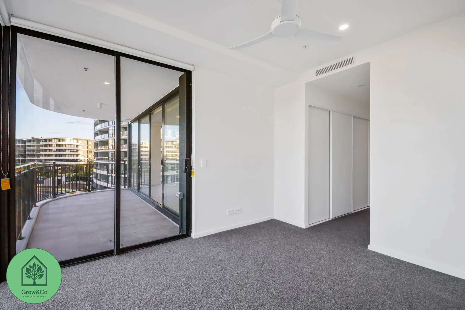 Additional image 15 of 2407/10 Sickle Avenue, Hope Island QLD 4212