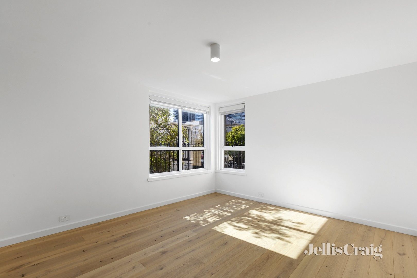 2 bedrooms Apartment / Unit / Flat in 2/11A Darling St SOUTH YARRA VIC, 3141