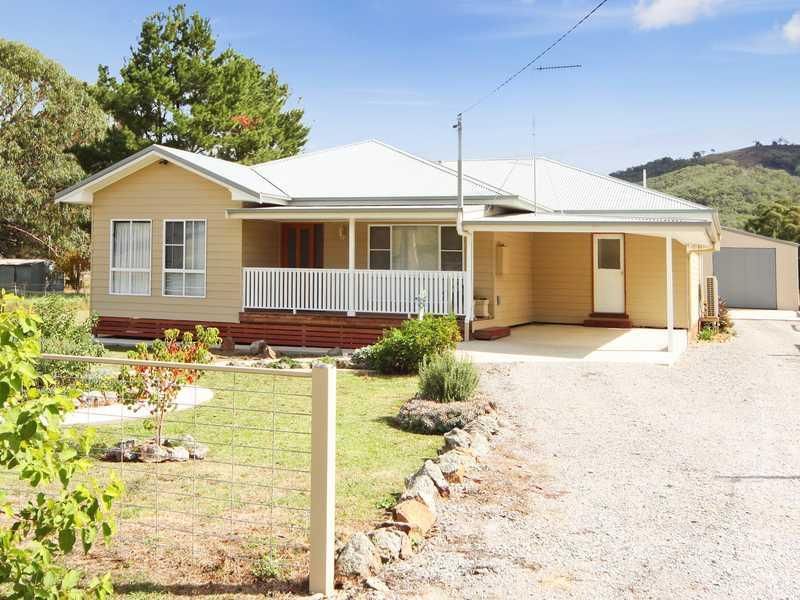 11 Duncan Street, WOOLOMIN NSW 2340, Image 0