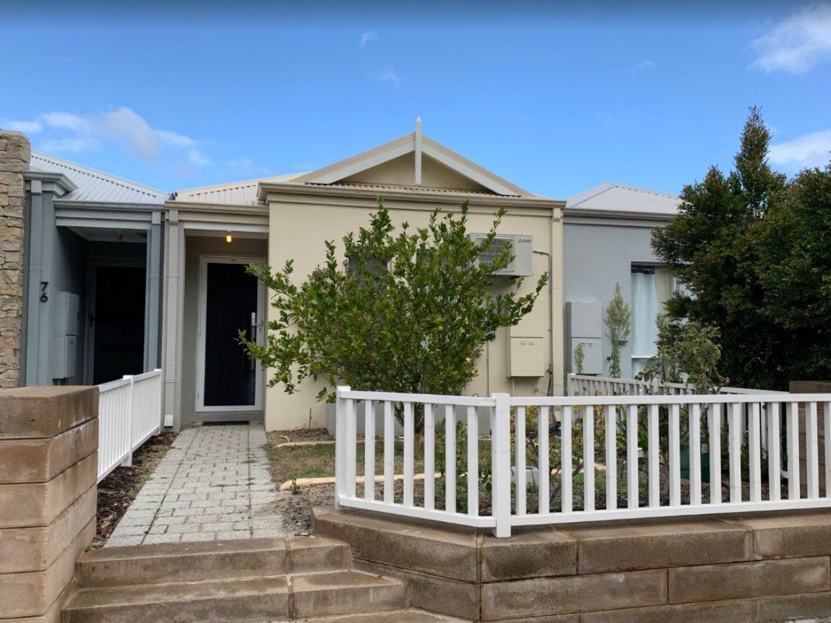 2 bedrooms House in 74 Wilding Boulevard ELLENBROOK WA, 6069