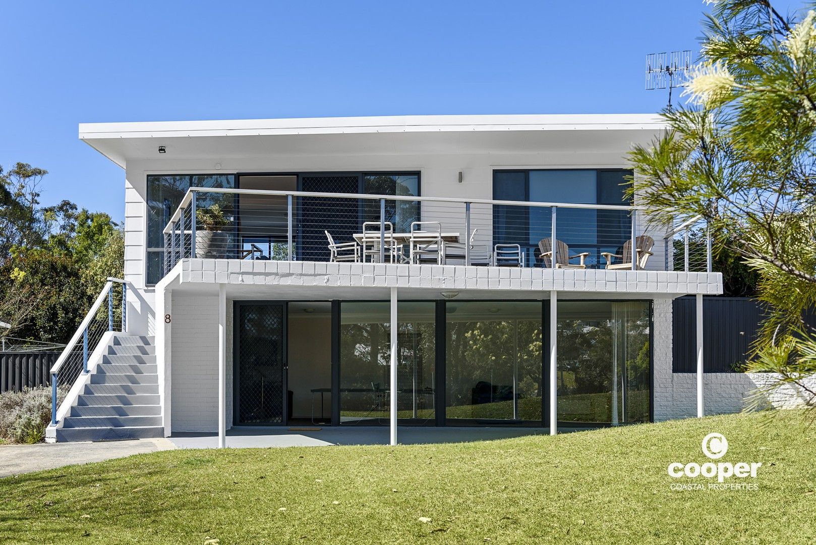 8 Ilett Street, Mollymook NSW 2539, Image 0