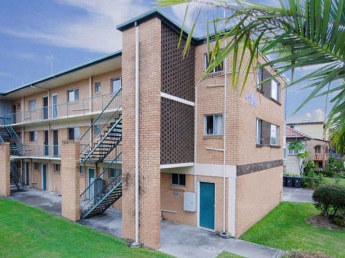 1 bedrooms Apartment / Unit / Flat in 2/85 Cleveland Street GREENSLOPES QLD, 4120