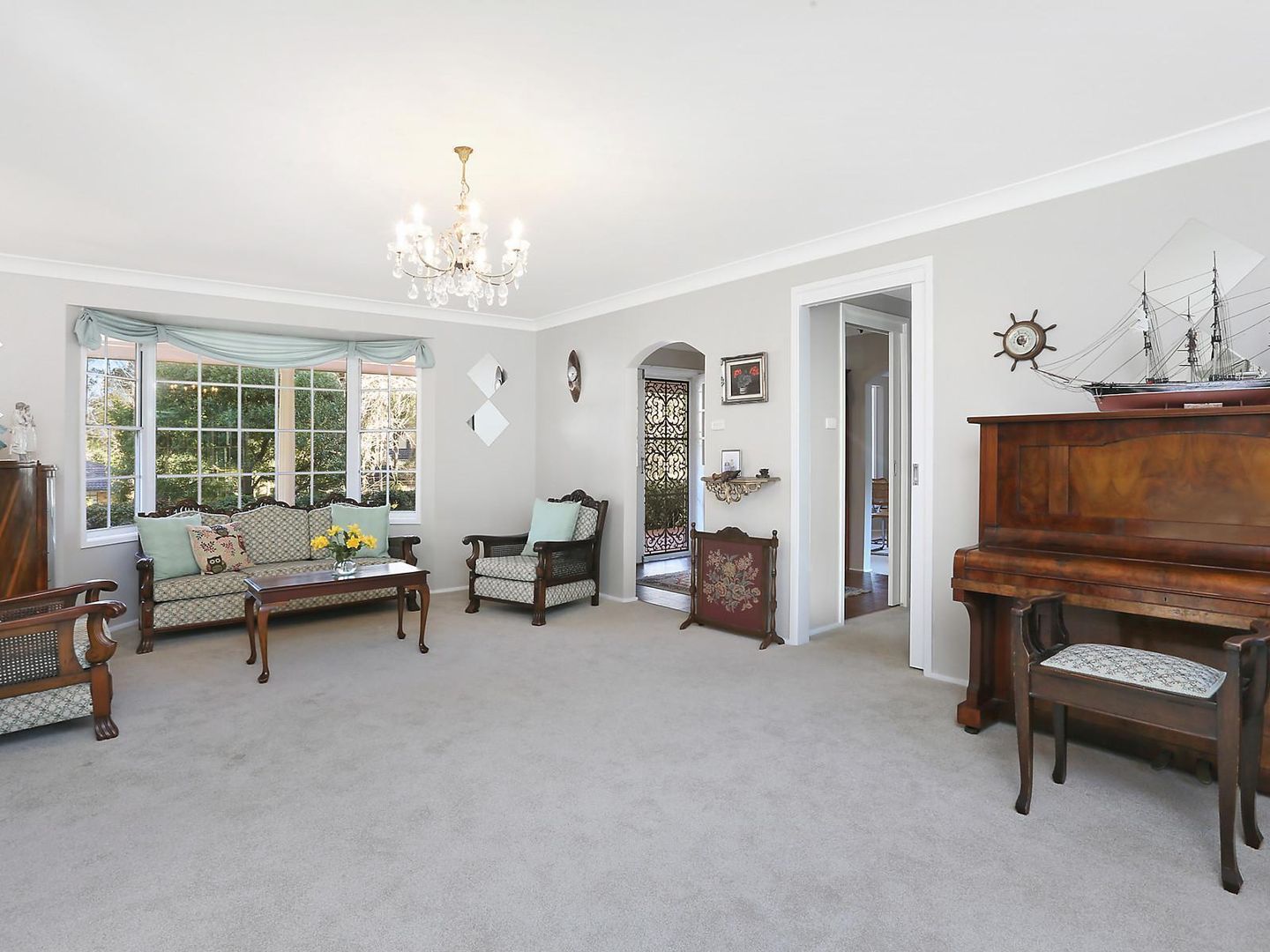 27 Westmore Drive, West Pennant Hills NSW 2125, Image 2