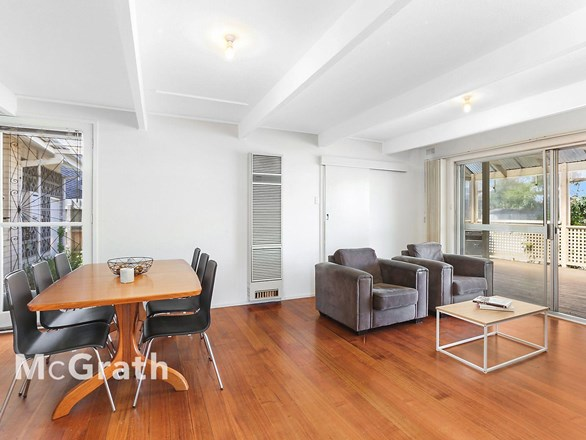 34 Risdon Drive, Notting Hill VIC 3168