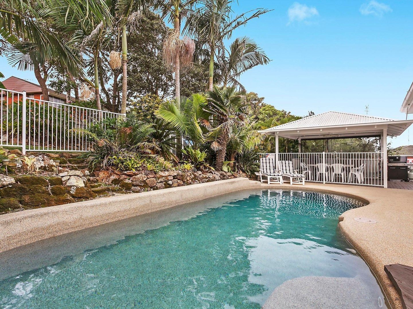 10 Copper Valley Close, CAVES BEACH NSW 2281, Image 0