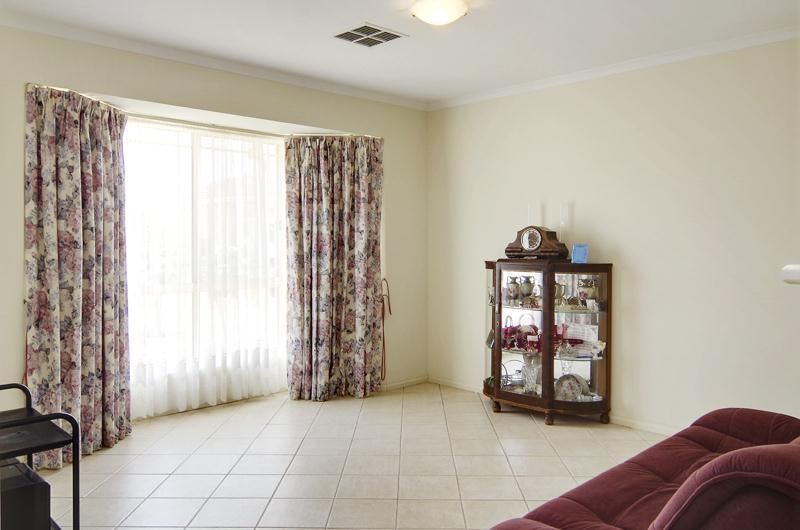 82 George Street, Moonta SA 5558, Image 2