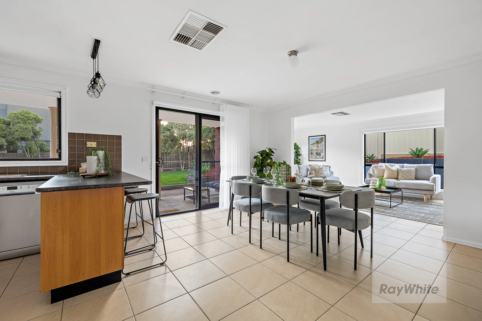Additional image 5 of 4 Newman Close, Bundoora VIC 3083