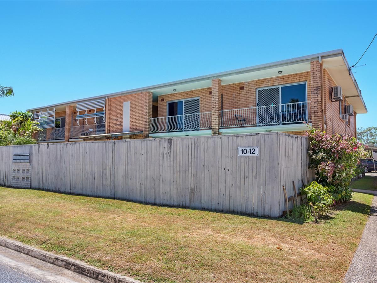 2 bedrooms Apartment / Unit / Flat in 7/10-12 Curtin Street WESTCOURT QLD, 4870