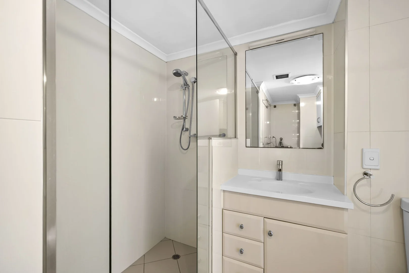 Additional image 6 of 6/8 Carr Street, St Lucia QLD 4067