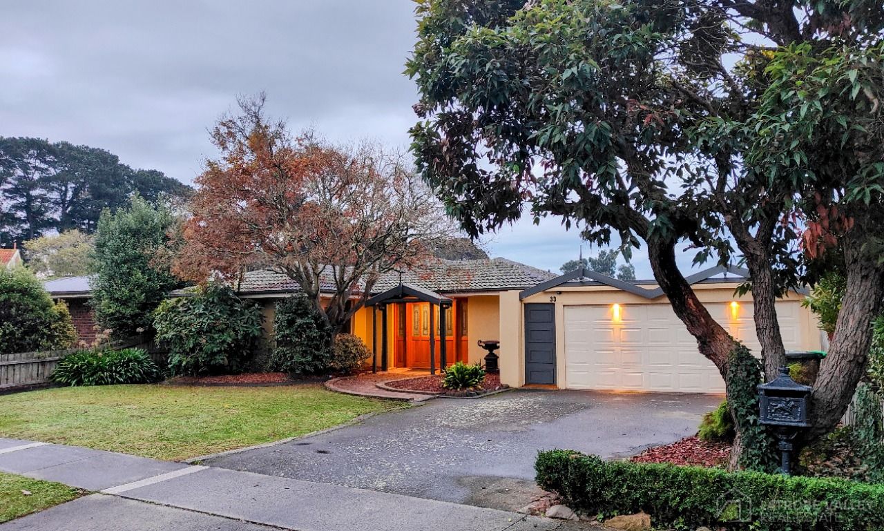 33 Sunderland Circuit, Traralgon Property History & Address Research