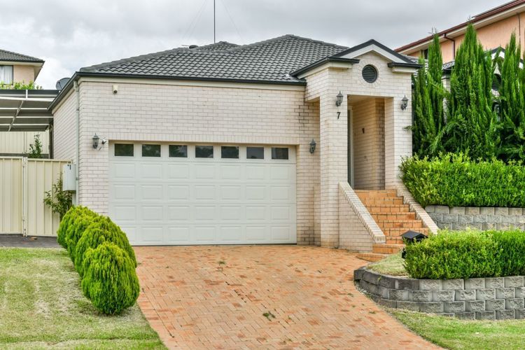 7 St Stephen Road, Blair Athol Property History & Address Research