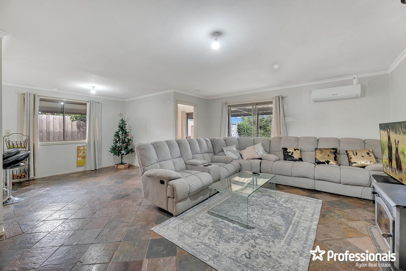 15 Stewart Crescent, Rockbank VIC 3335, Image 1