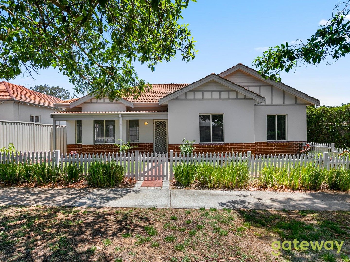 3 bedrooms Villa in 29A Fourth Avenue MOUNT LAWLEY WA, 6050