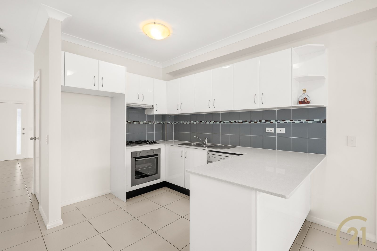 20B The Grove, Fairfield NSW 2165, Image 2