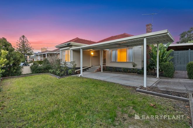 Picture of 31 Chapman Avenue, GLENROY VIC 3046