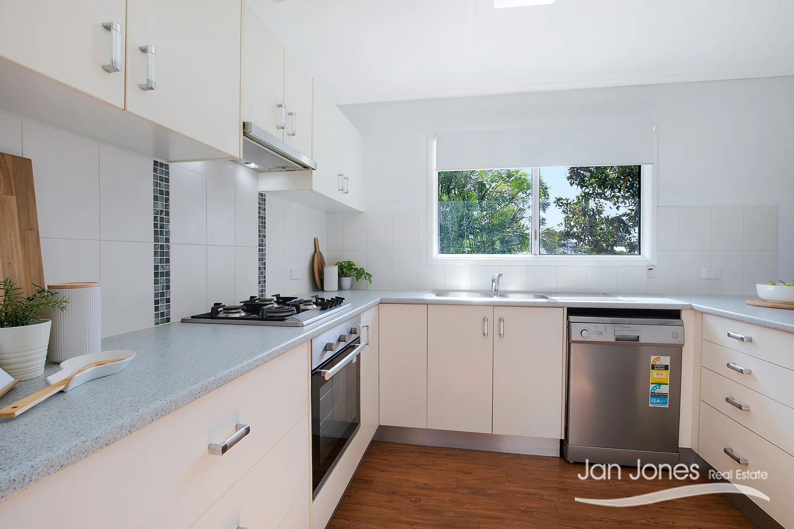 Additional image 8 of 6 Joanna Street, Clontarf QLD 4019