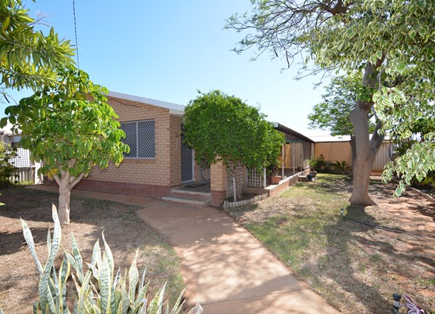 25 Angelo Street, East Carnarvon WA 6701