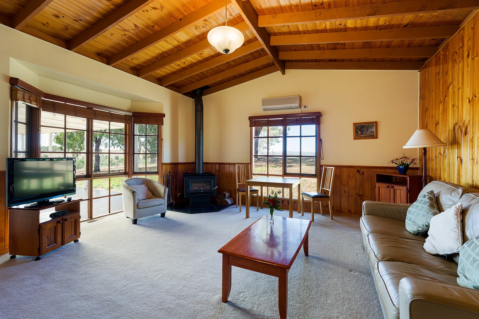 Additional image 4 of 16 Franzi Street, Guildford VIC 3451