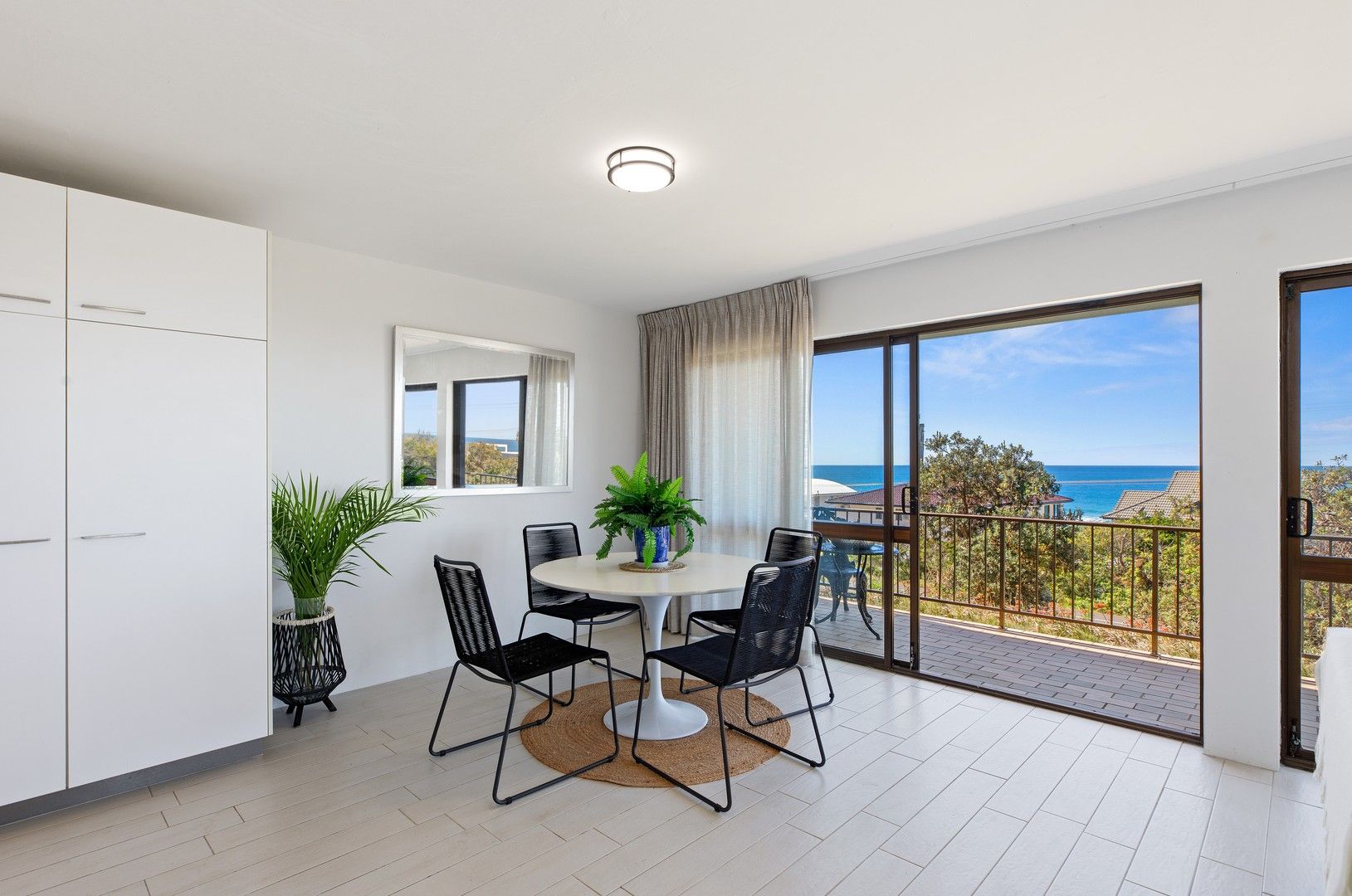 4 bedrooms Apartment / Unit / Flat in 2/14 Ventura Street SUNRISE BEACH QLD, 4567