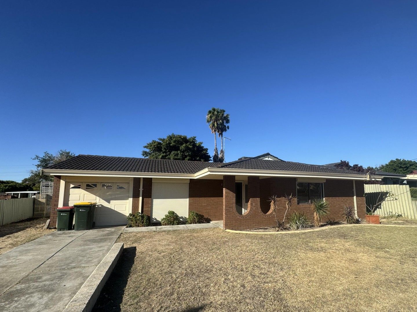 3 bedrooms House in 14 Warner Drive PADBURY WA, 6025