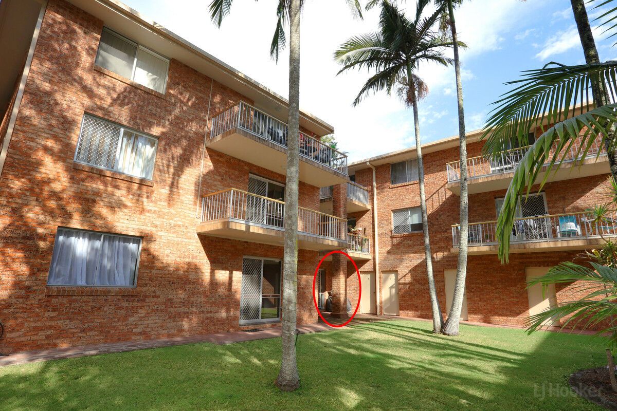 2/175 Muir Street, Labrador QLD 4215, Image 1