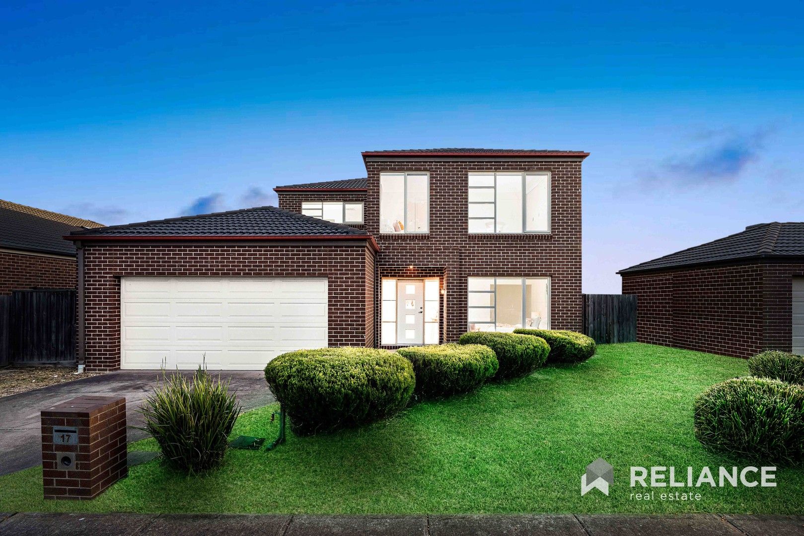 5 bedrooms House in 17 Wildcherry Place POINT COOK VIC, 3030