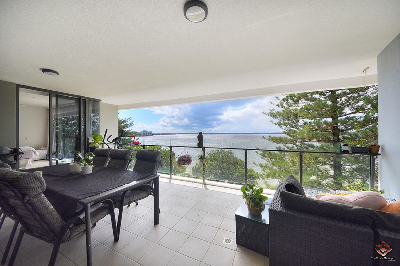 3 bedrooms Apartment / Unit / Flat in 1502/323 Bayview Street HOLLYWELL QLD, 4216