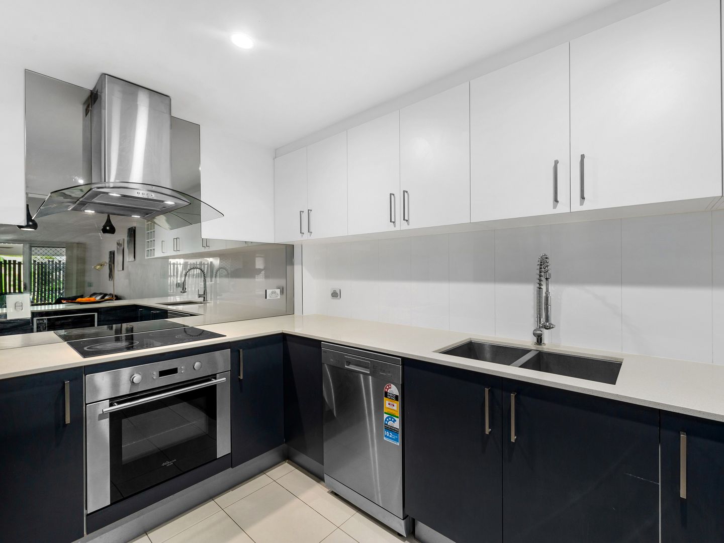 14/12-14 Lutana Street, Stafford QLD 4053, Image 2