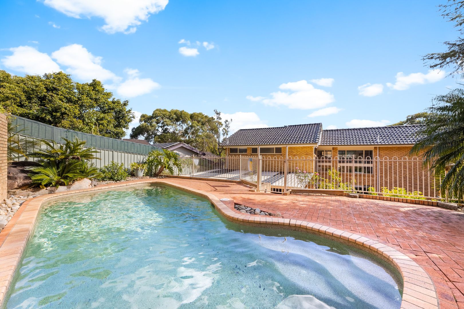 10 Kippax Place, Menai NSW 2234, Image 1