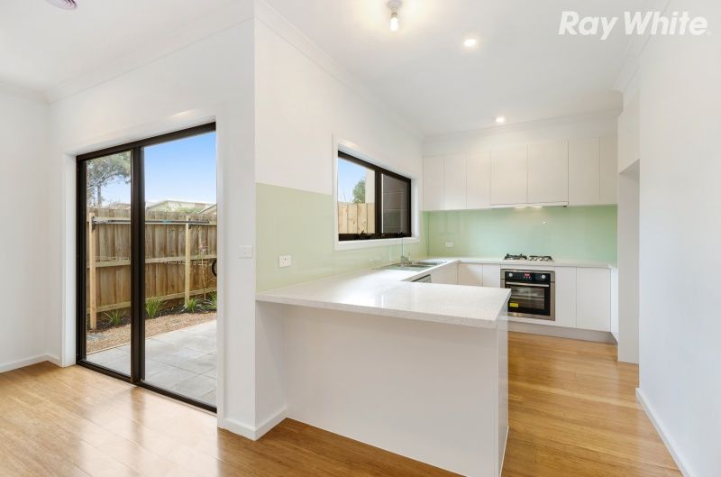 3/2 Conway Court, Boronia VIC 3155, Image 2