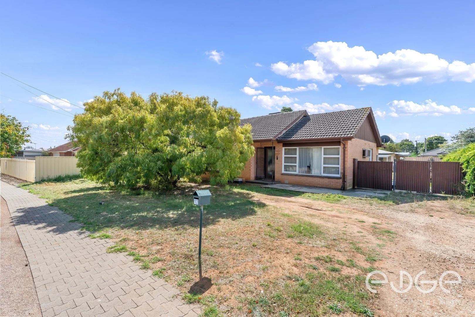 12 Crabb Road, Smithfield Plains SA 5114